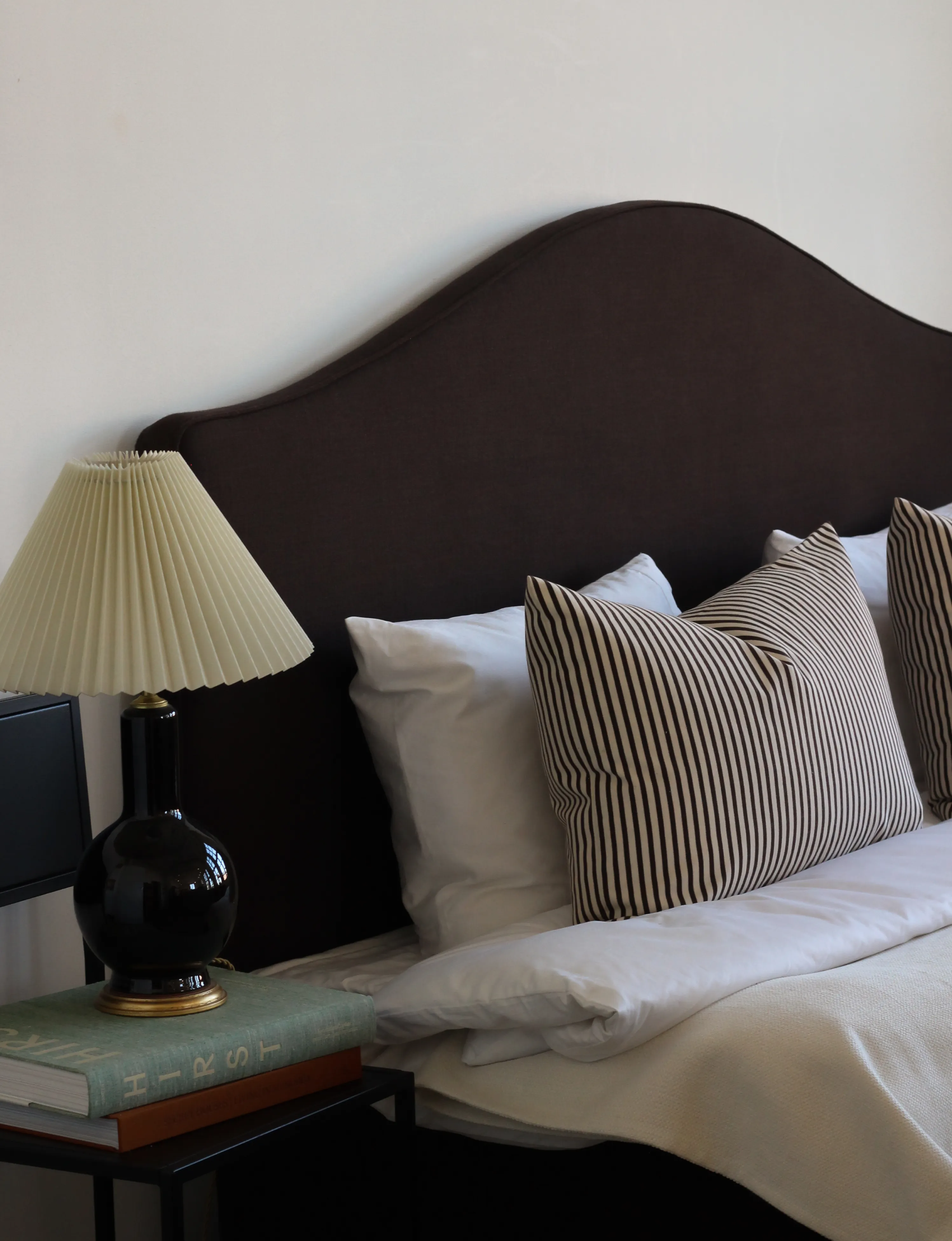The Switch headboard, side